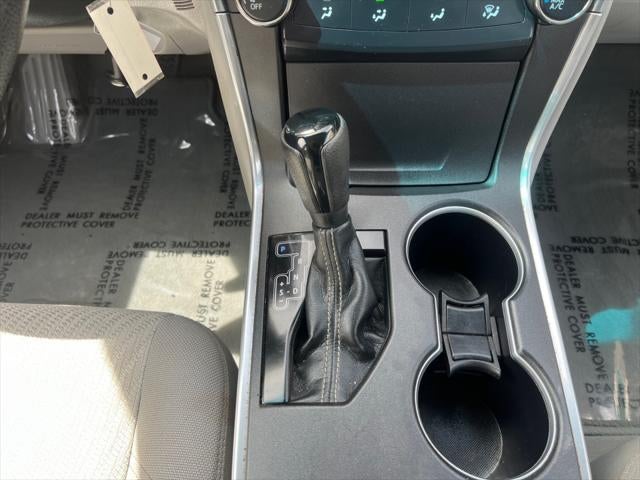 2015 Toyota CAMRY LE