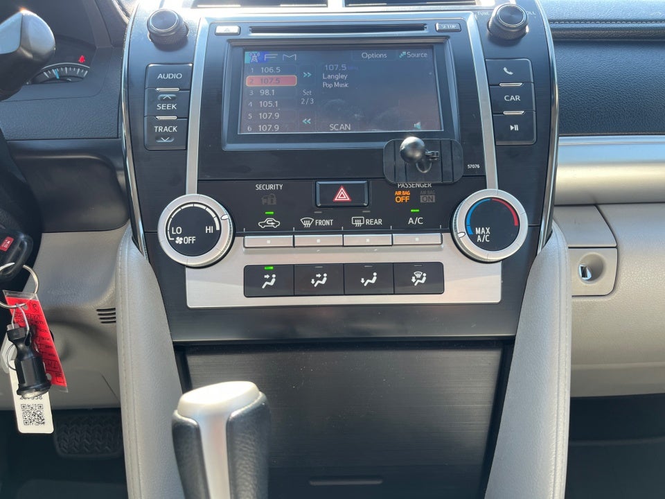 2013 Toyota CAMRY LE