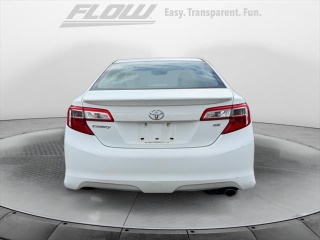 2013 Toyota CAMRY SE