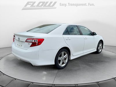 2013 Toyota CAMRY SE