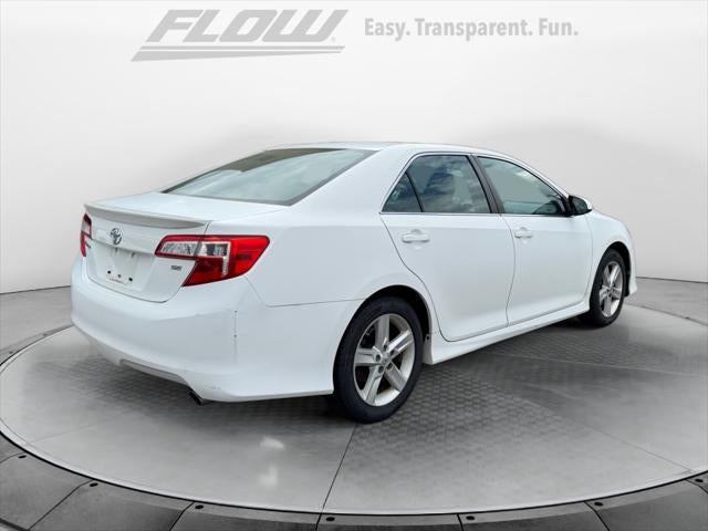 2013 Toyota CAMRY SE