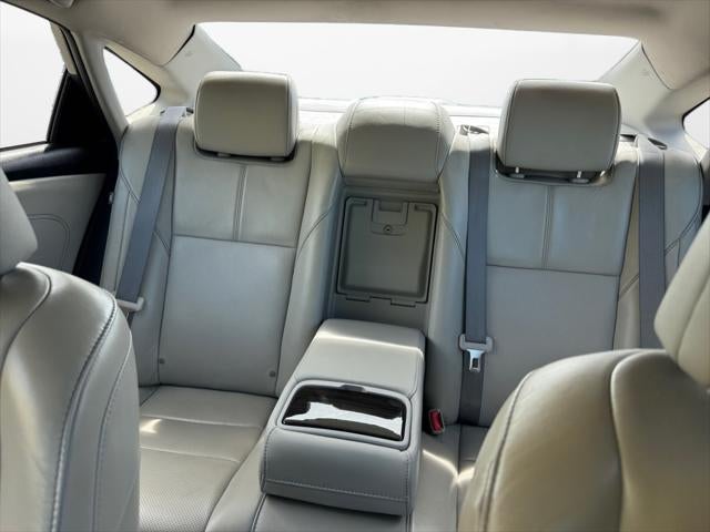 2013 Toyota AVALON Limited