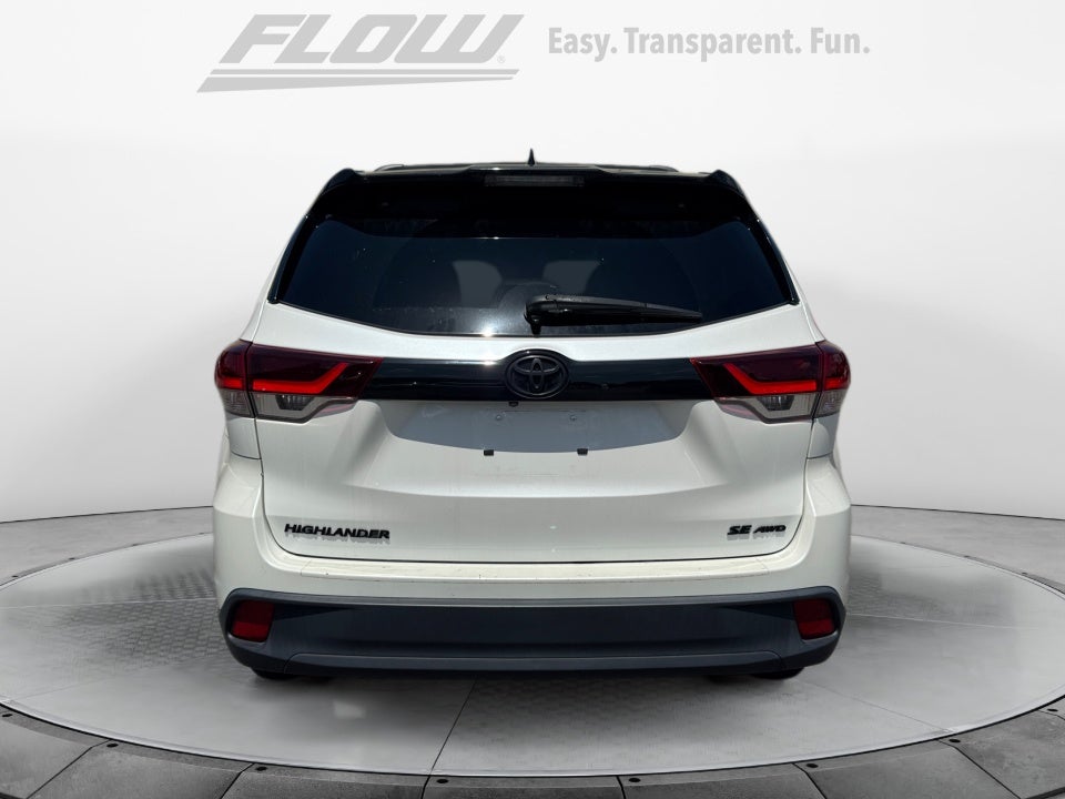 2019 Toyota Highlander SE