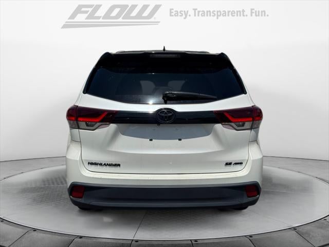 2019 Toyota Highlander SE