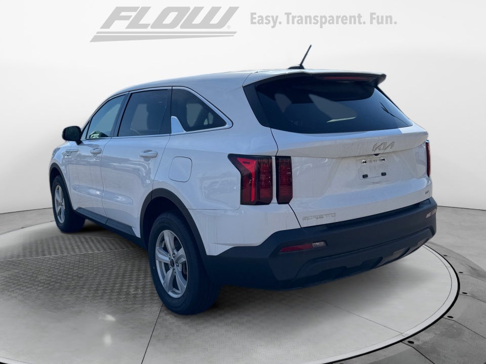 2023 Kia Sorento LX