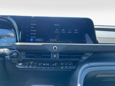 2025 Toyota Toyota Crown Signia Limited