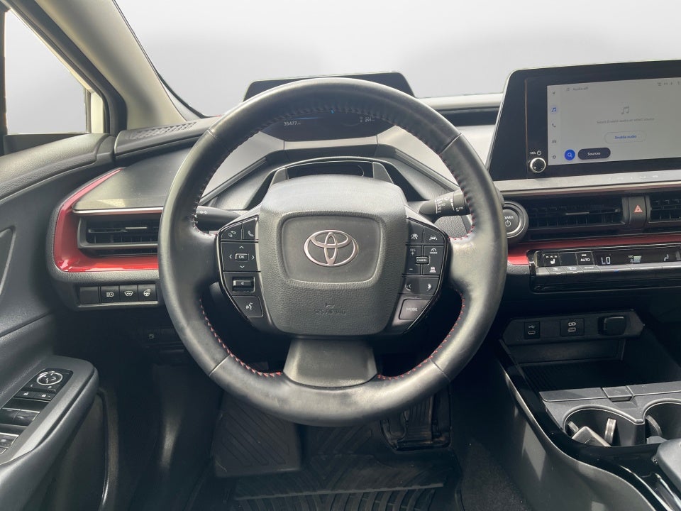 2025 Toyota Prius Plug-in Hybrid XSE