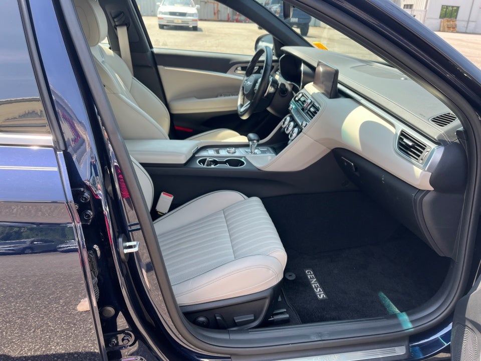 2023 Genesis G70 3.3T