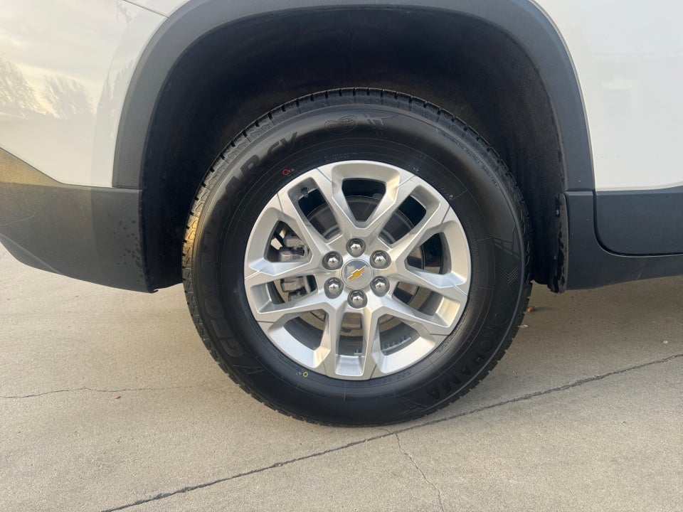 2022 Chevrolet Traverse FWD LS