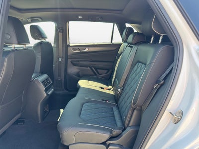 2026 Volkswagen Atlas Cross Sport 2.0T SEL Premium R-Line