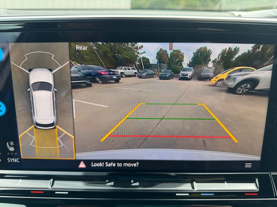 2026 Volkswagen Atlas Cross Sport 2.0T SEL Premium R-Line