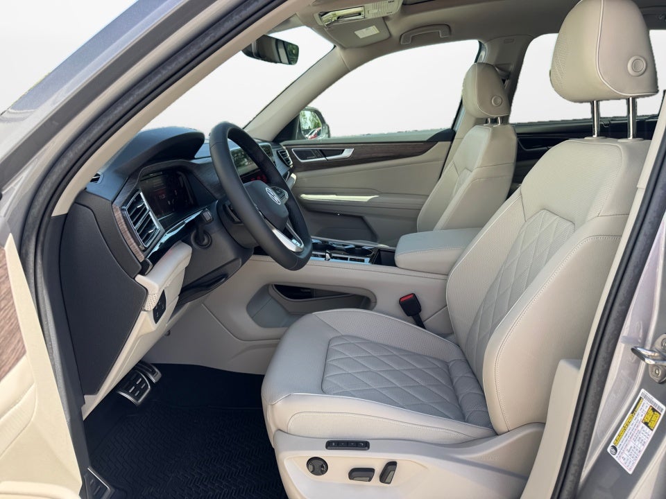 2026 Volkswagen Atlas SEL Premium R-Line