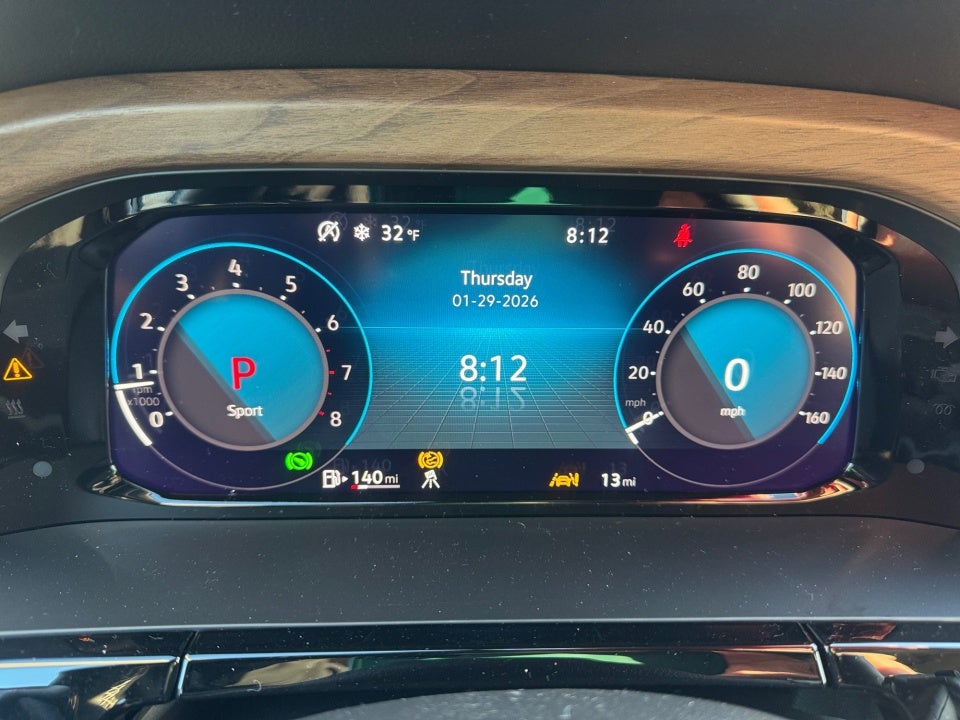 2026 Volkswagen Atlas SE with Technology