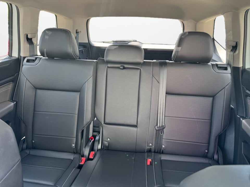 2023 Volkswagen Atlas 2.0T SE w/Technology