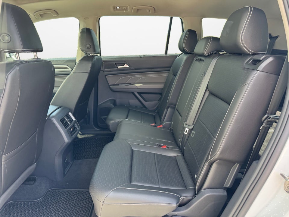 2023 Volkswagen Atlas 2.0T SE w/Technology
