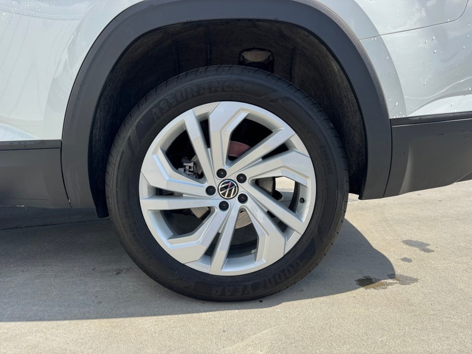 2023 Volkswagen Atlas 2.0T SE w/Technology