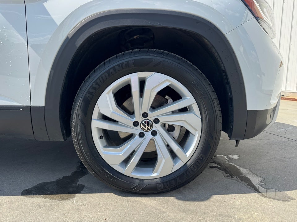 2023 Volkswagen Atlas 2.0T SE w/Technology