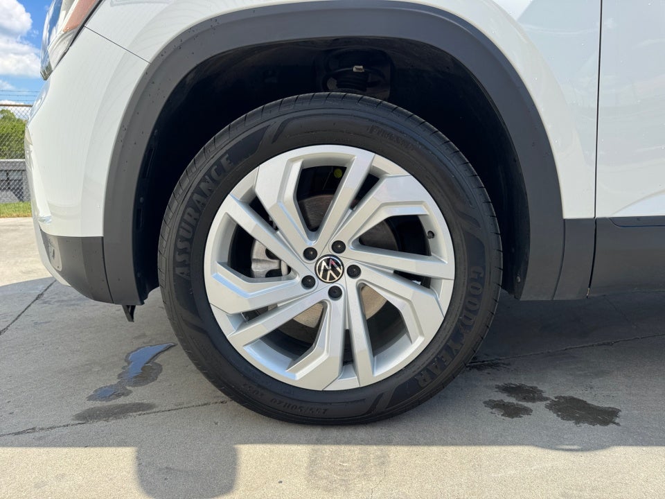 2023 Volkswagen Atlas 2.0T SE w/Technology