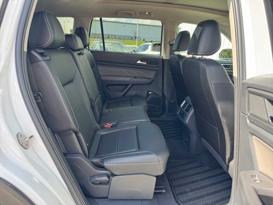 2023 Volkswagen Atlas 2.0T SE w/Technology