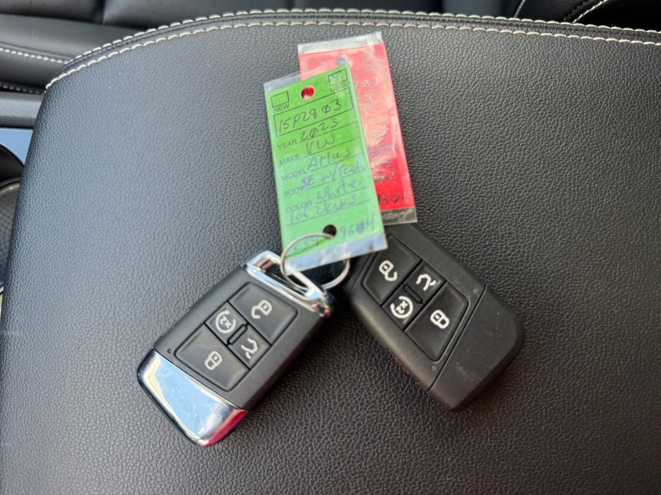 2023 Volkswagen Atlas 2.0T SE w/Technology