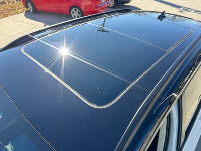 2026 Volkswagen Taos SE Black