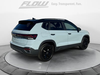 2026 Volkswagen Taos SE Black