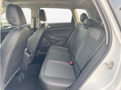 2026 Volkswagen Taos SE Black