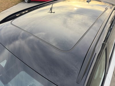 2026 Volkswagen Taos SE Black