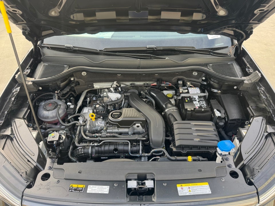 2026 Volkswagen Taos SEL