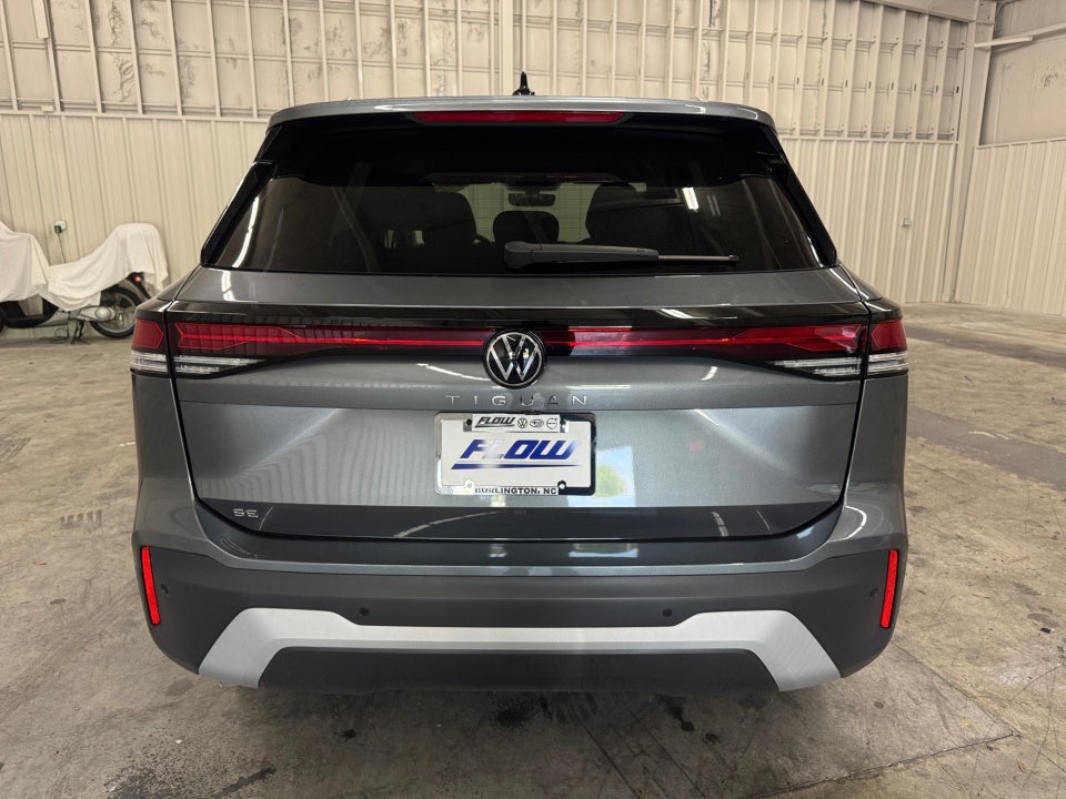 2025 Volkswagen Tiguan 2.0T SE