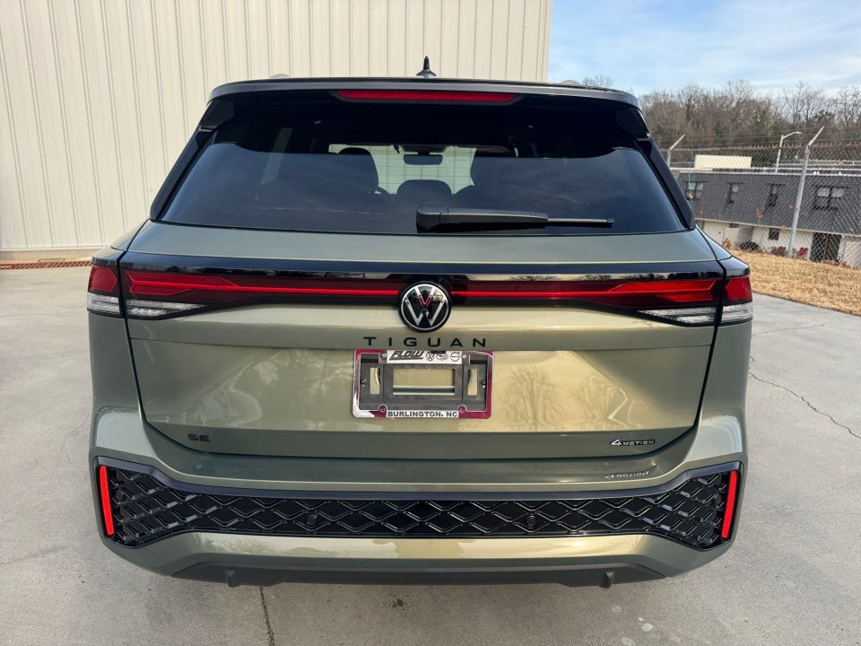 2026 Volkswagen Tiguan SE R-Line Black