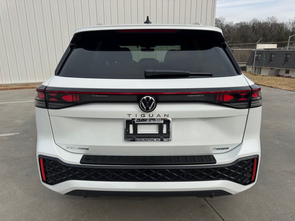 2026 Volkswagen Tiguan SEL R-Line Turbo