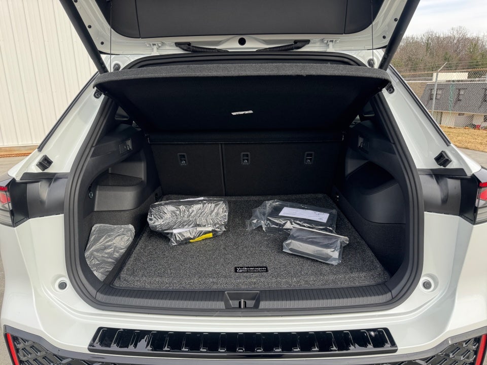 2026 Volkswagen Tiguan SEL R-Line Turbo