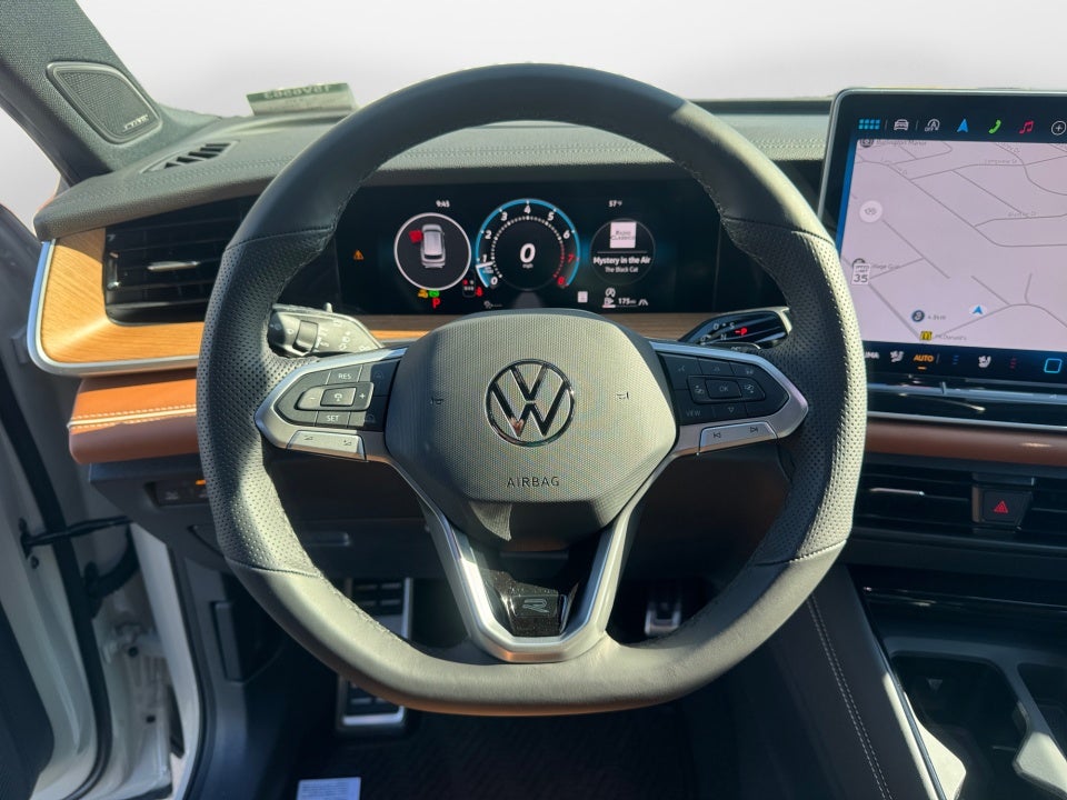 2026 Volkswagen Tiguan SEL R-Line Turbo