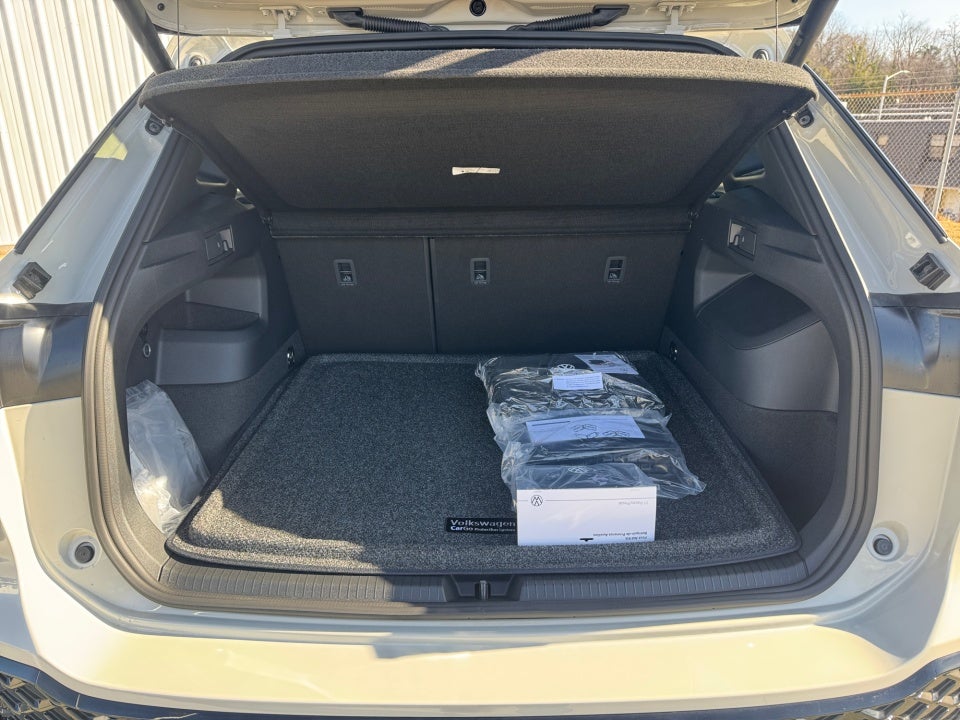 2026 Volkswagen Tiguan SEL R-Line Turbo