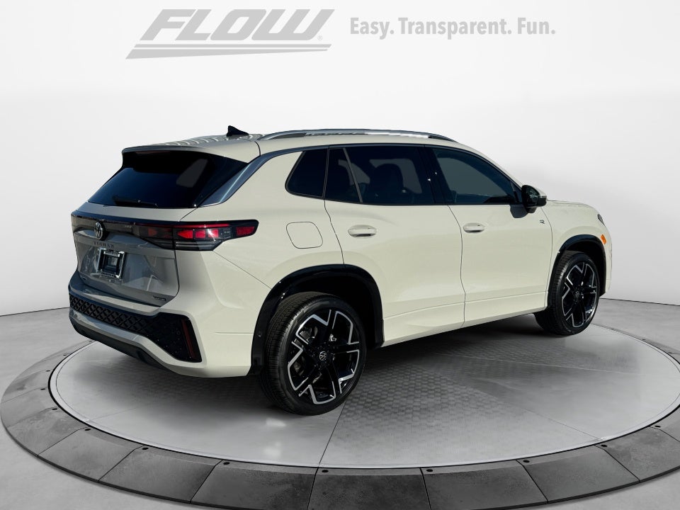 2026 Volkswagen Tiguan SEL R-Line Turbo