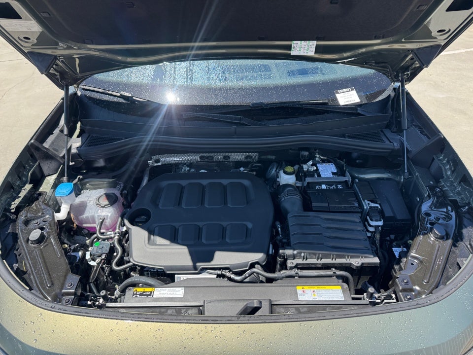 2026 Volkswagen Tiguan SEL R-Line Turbo