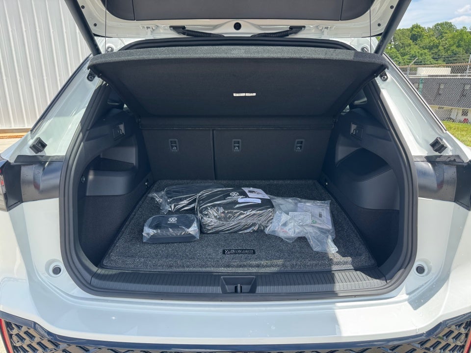2026 Volkswagen Tiguan SEL R-Line Turbo