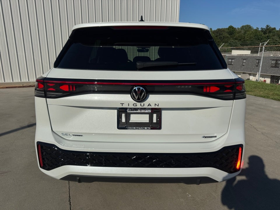 2026 Volkswagen Tiguan SEL R-Line Turbo