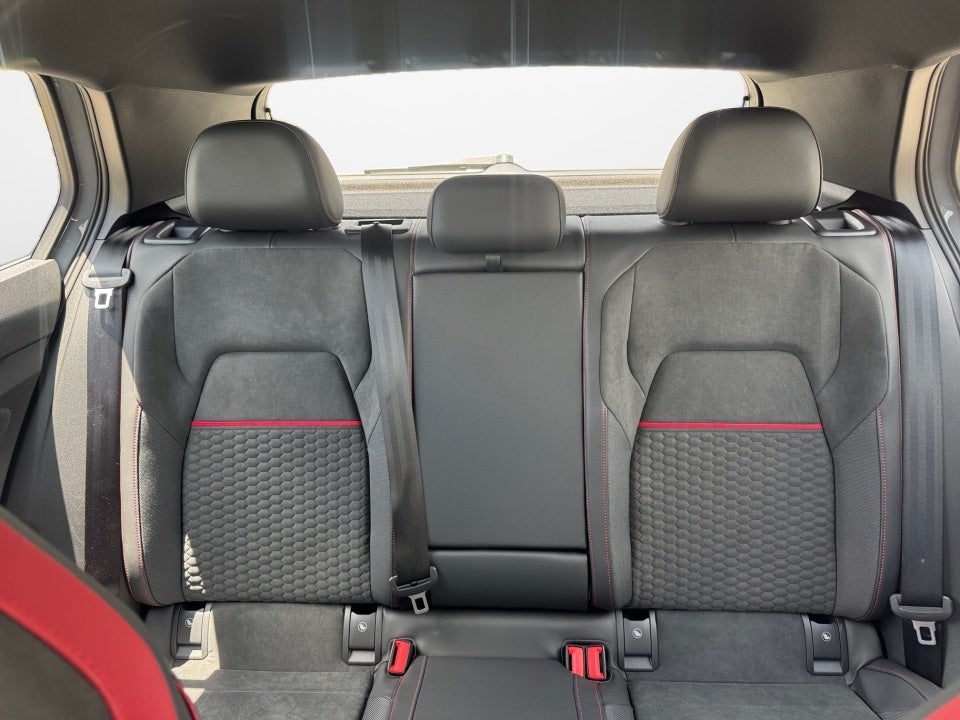 2025 Volkswagen Golf GTI 2.0T SE