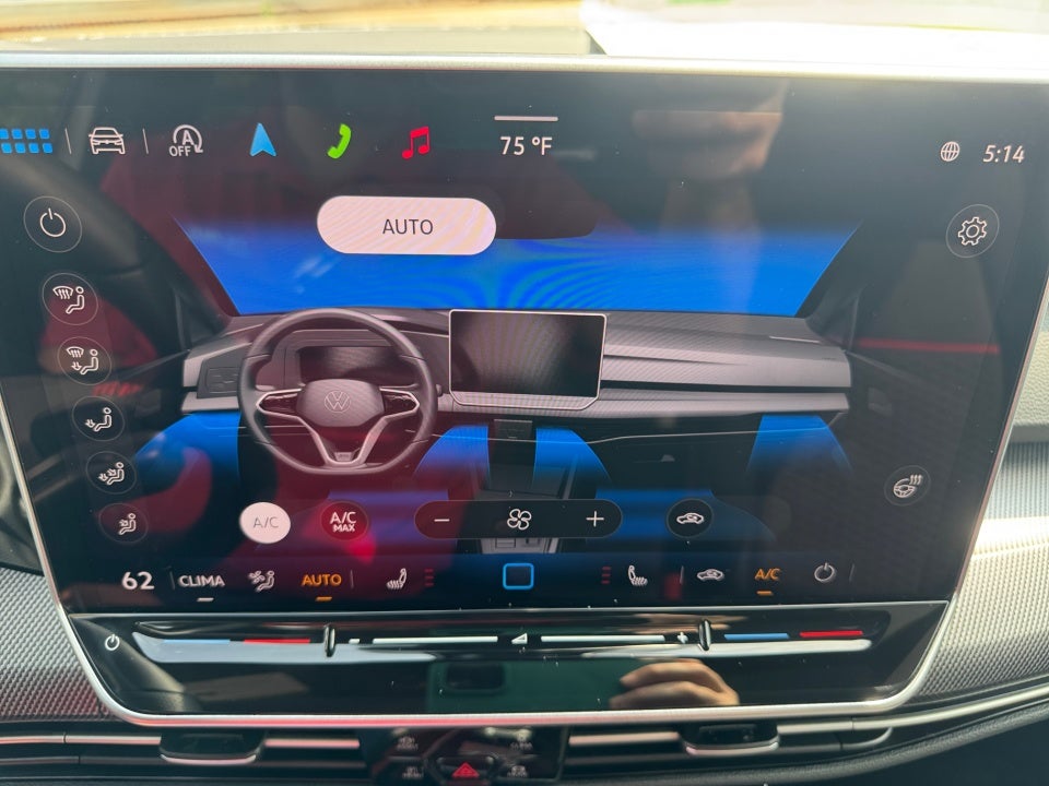 2025 Volkswagen Golf GTI 2.0T SE