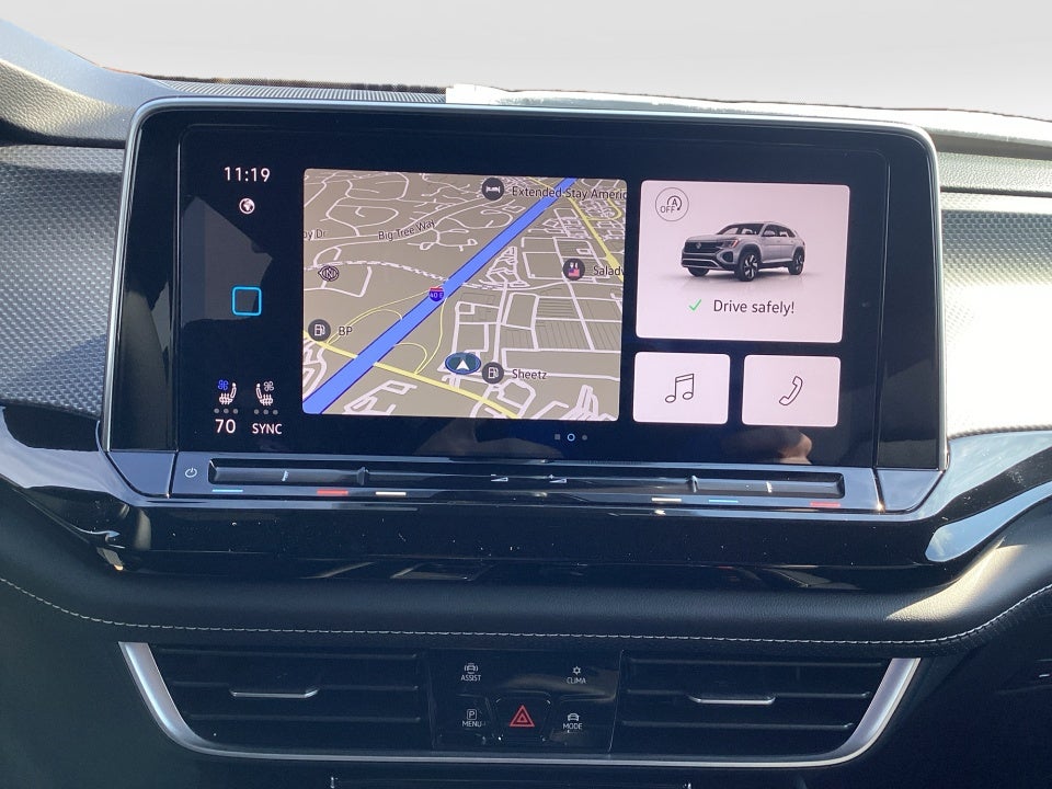 2026 Volkswagen Atlas Cross Sport 2.0T SEL R-Line Black