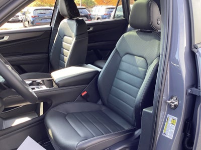 2026 Volkswagen Atlas Cross Sport 2.0T SEL R-Line Black