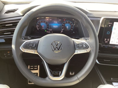 2026 Volkswagen Atlas Cross Sport 2.0T SEL R-Line Black