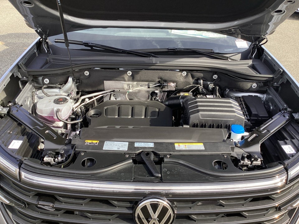 2026 Volkswagen Atlas Cross Sport 2.0T SEL R-Line Black