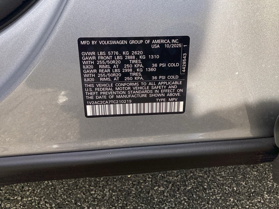 2026 Volkswagen Atlas Cross Sport 2.0T SEL R-Line Black