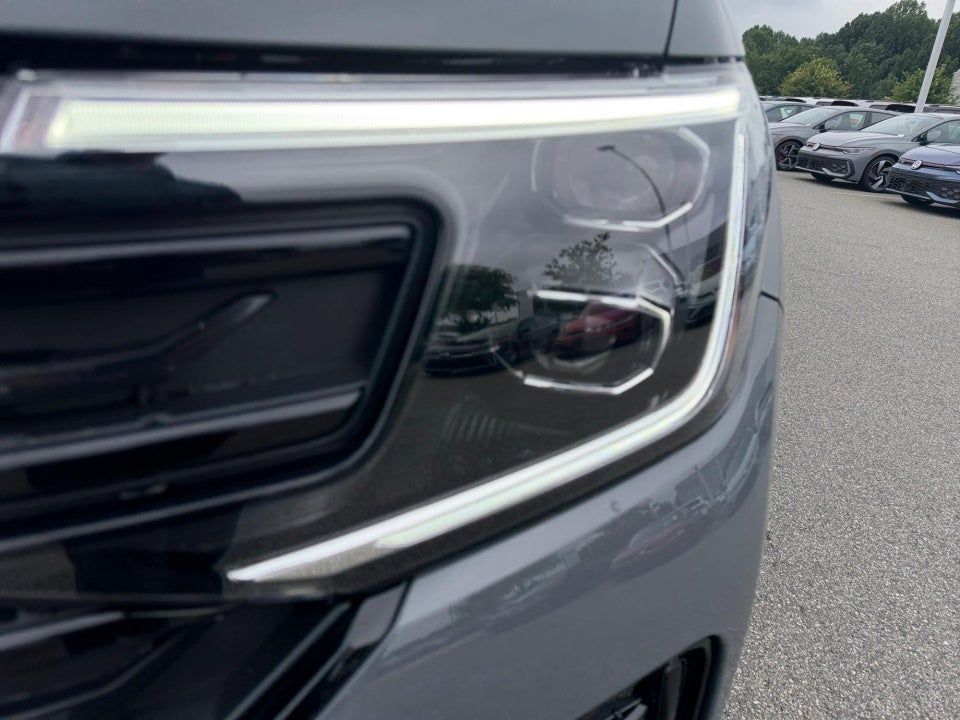 2026 Volkswagen Atlas Cross Sport 2.0T SEL R-Line Black