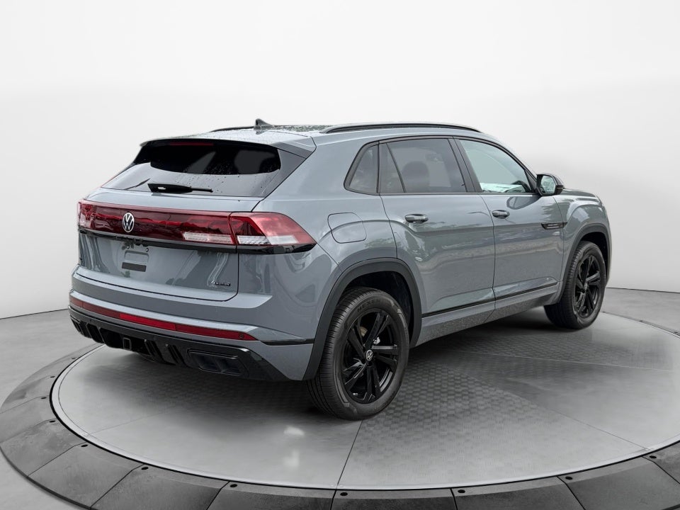 2026 Volkswagen Atlas Cross Sport 2.0T SEL R-Line Black