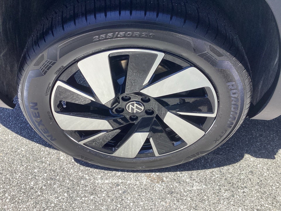 2026 Volkswagen Atlas Cross Sport SEL