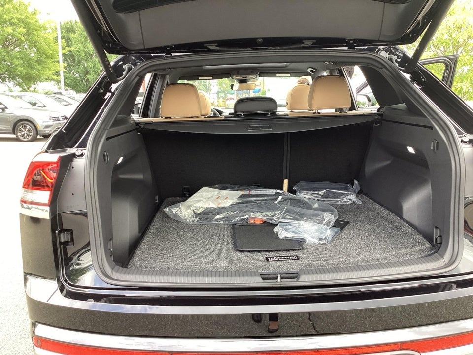 2026 Volkswagen Atlas Cross Sport 2.0T SEL